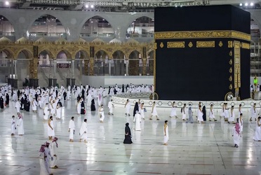 Arab Saudi Lanjutkan Pelaksanaan Ibadah Umrah Setelah 6 Bulan Absen Karena Pandemi Corona